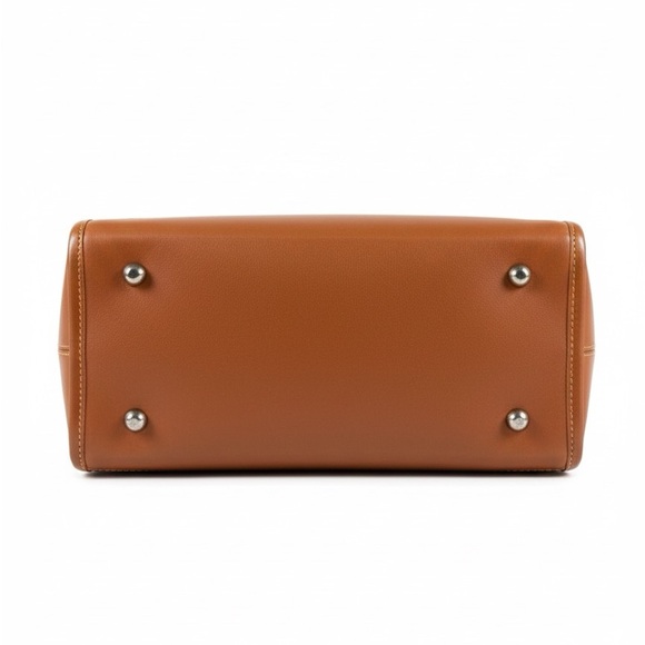 Dooney & Bourke Green and Tan Shoulder Bag - Picture 3 of 9